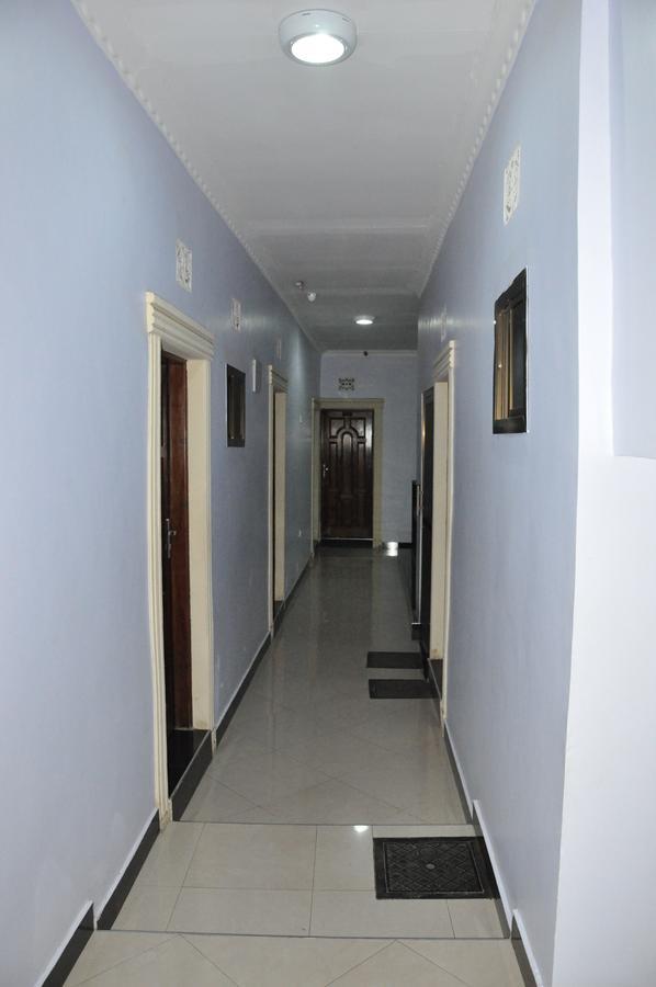 Six Eight Motel Arusha Bagian luar foto