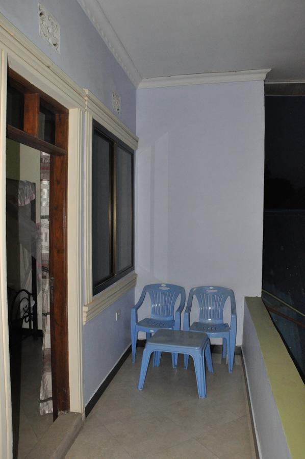 Six Eight Motel Arusha Bagian luar foto