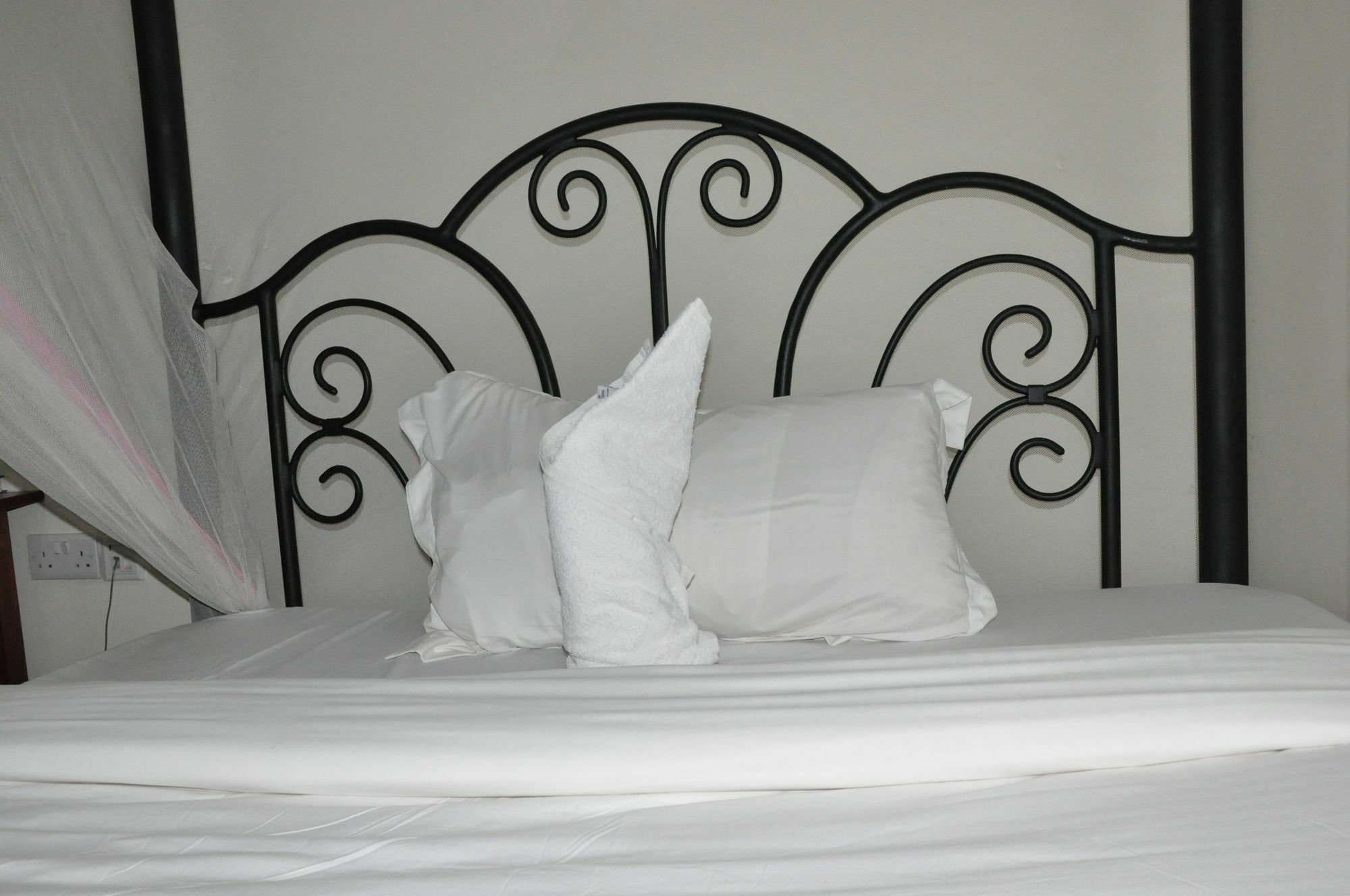 Six Eight Motel Arusha Bagian luar foto